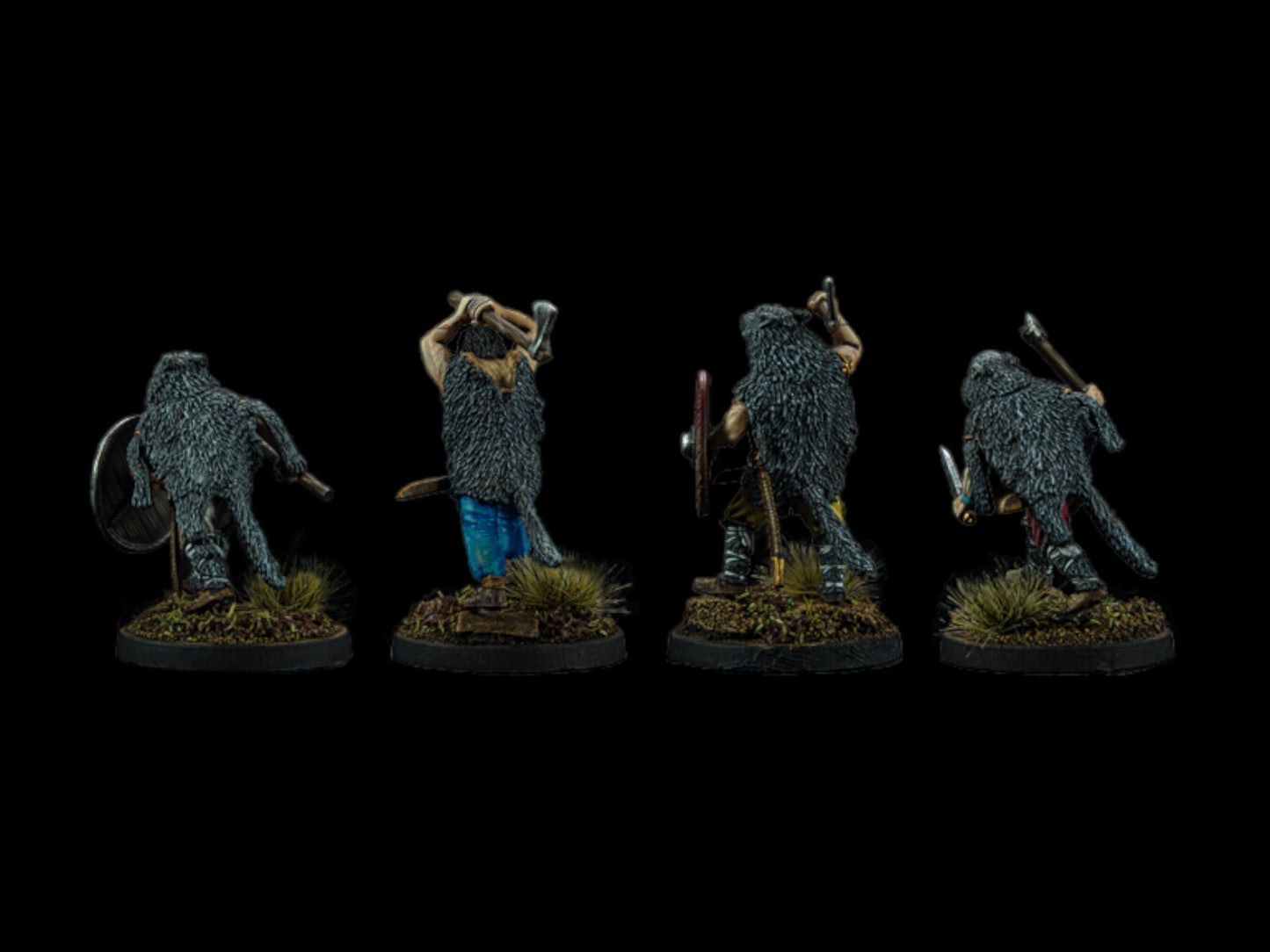 Set of 4 Vikings Ulfhednars. 28 mm Miniatures