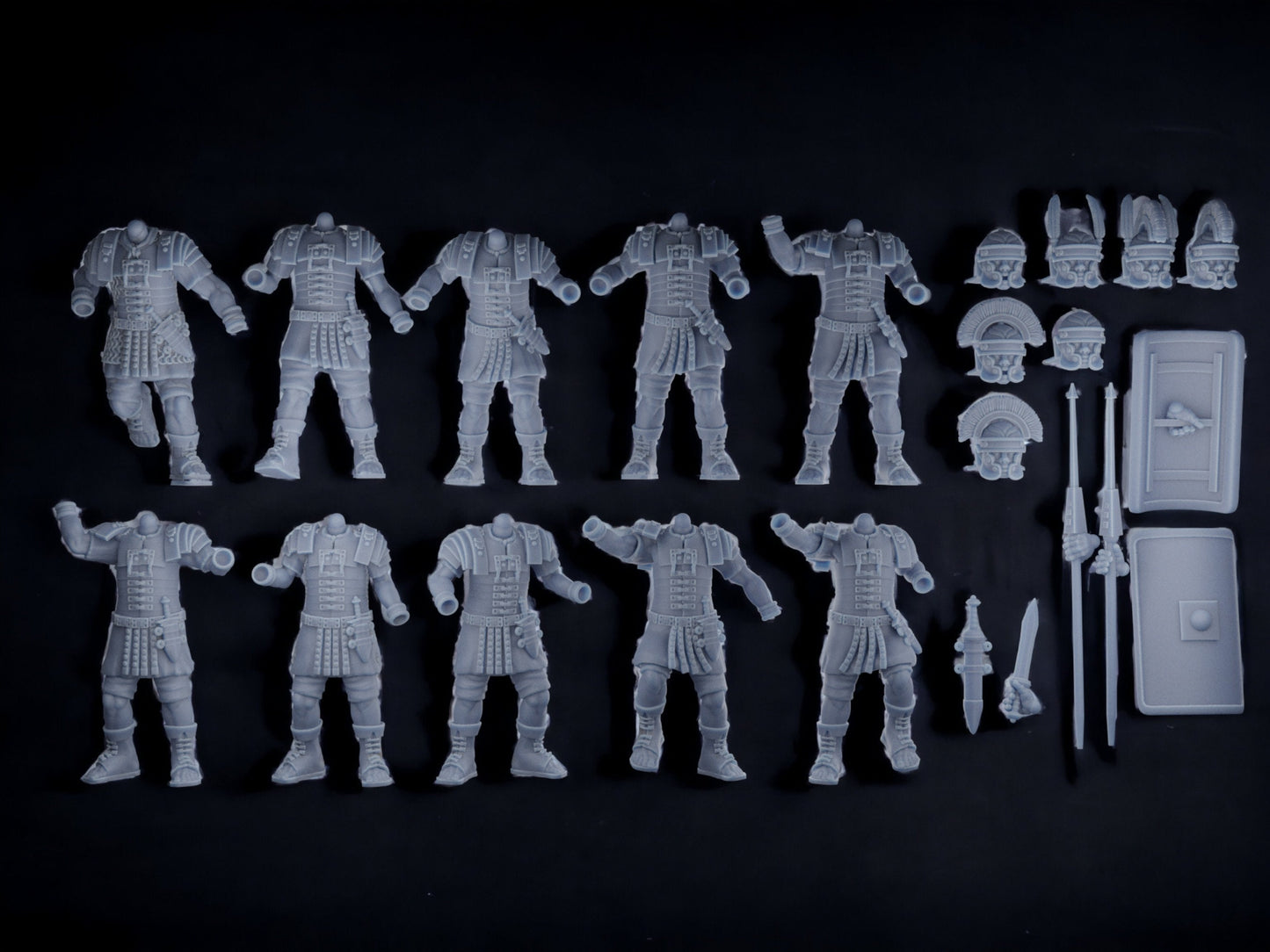 Set of 28 Painted Roman Legionaries Modular Miniatures. 28 mm