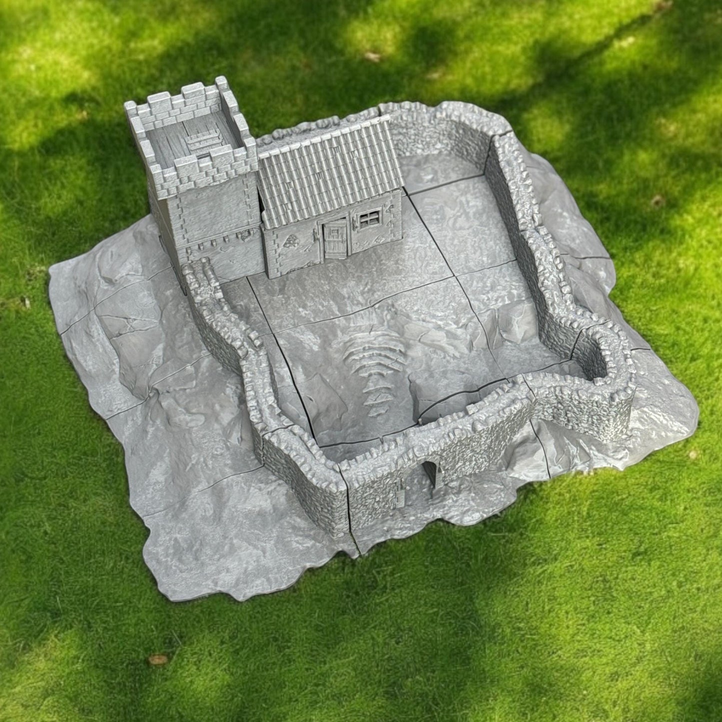 Medieval Dilapidated Sentry Tower. 40mm scale. Modular Castle