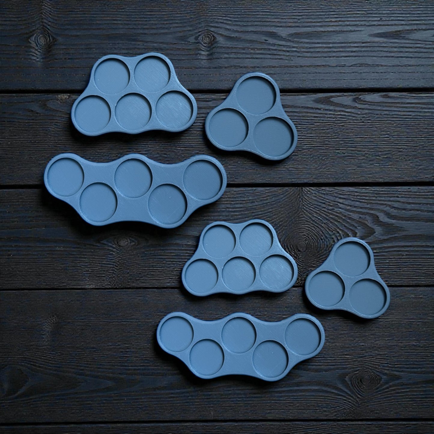 Cavalry movement trays Bases Set 6 for 40 mm round bases.