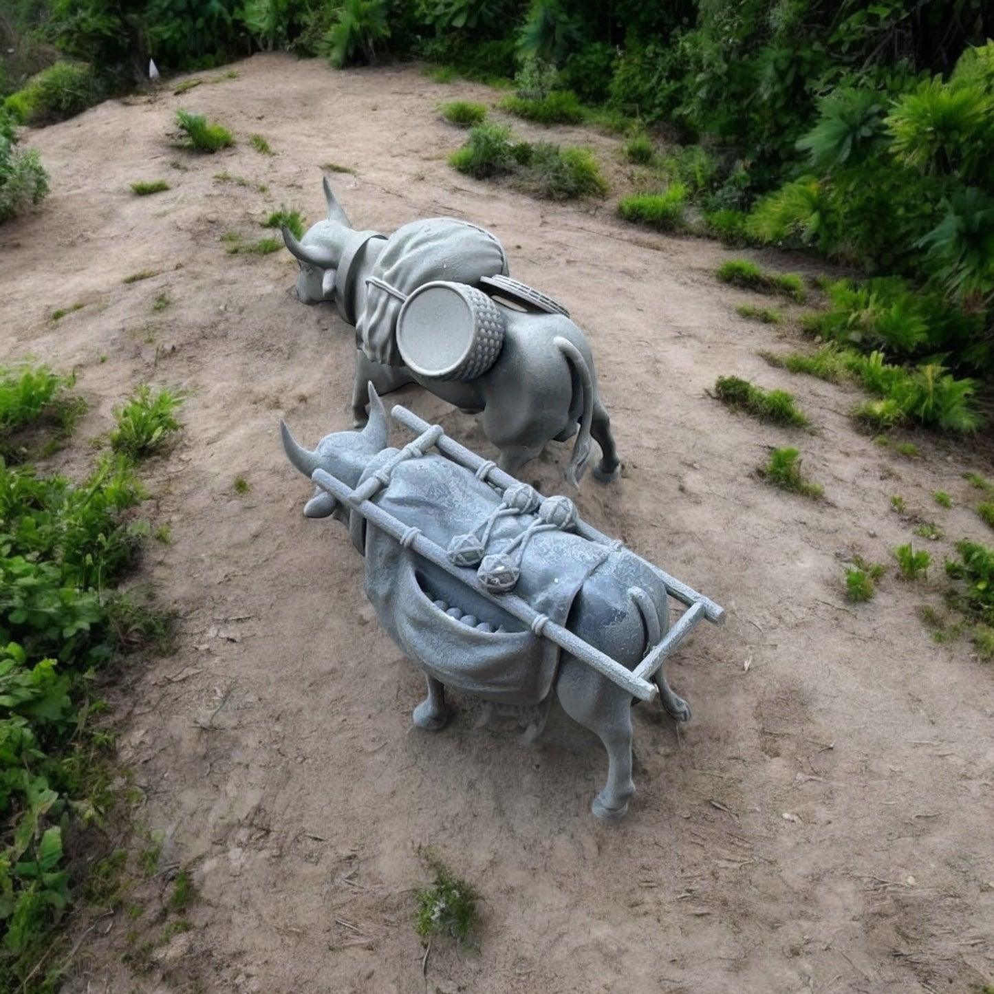 Set of 2 Medieval oxen carries market goods - Wargaming scenery. 28 mm Miniature. Produced by Tofer's Miniatures