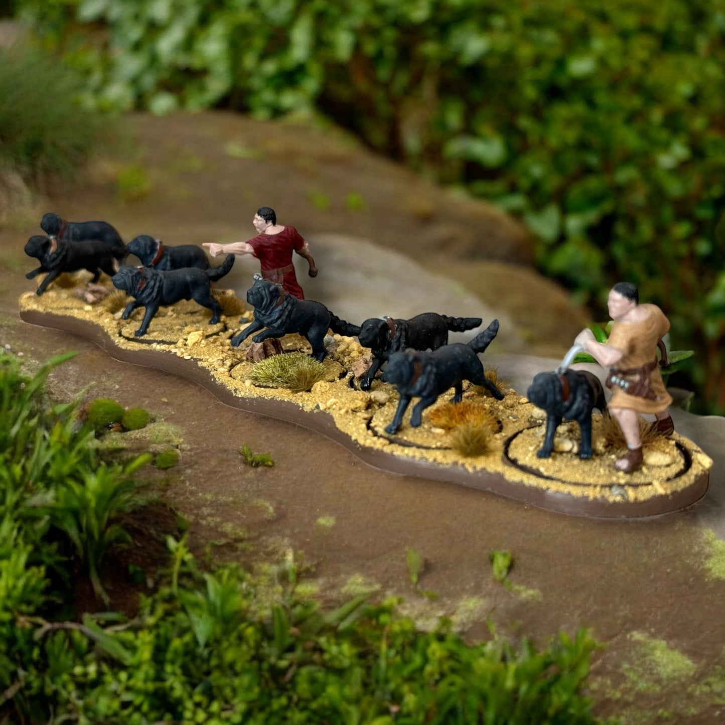 PAINTED Roman Empire / Republic War Dogs. 28 mm Miniatures (Set of 10) Ideal for games like Hail Caesar and other wargames.