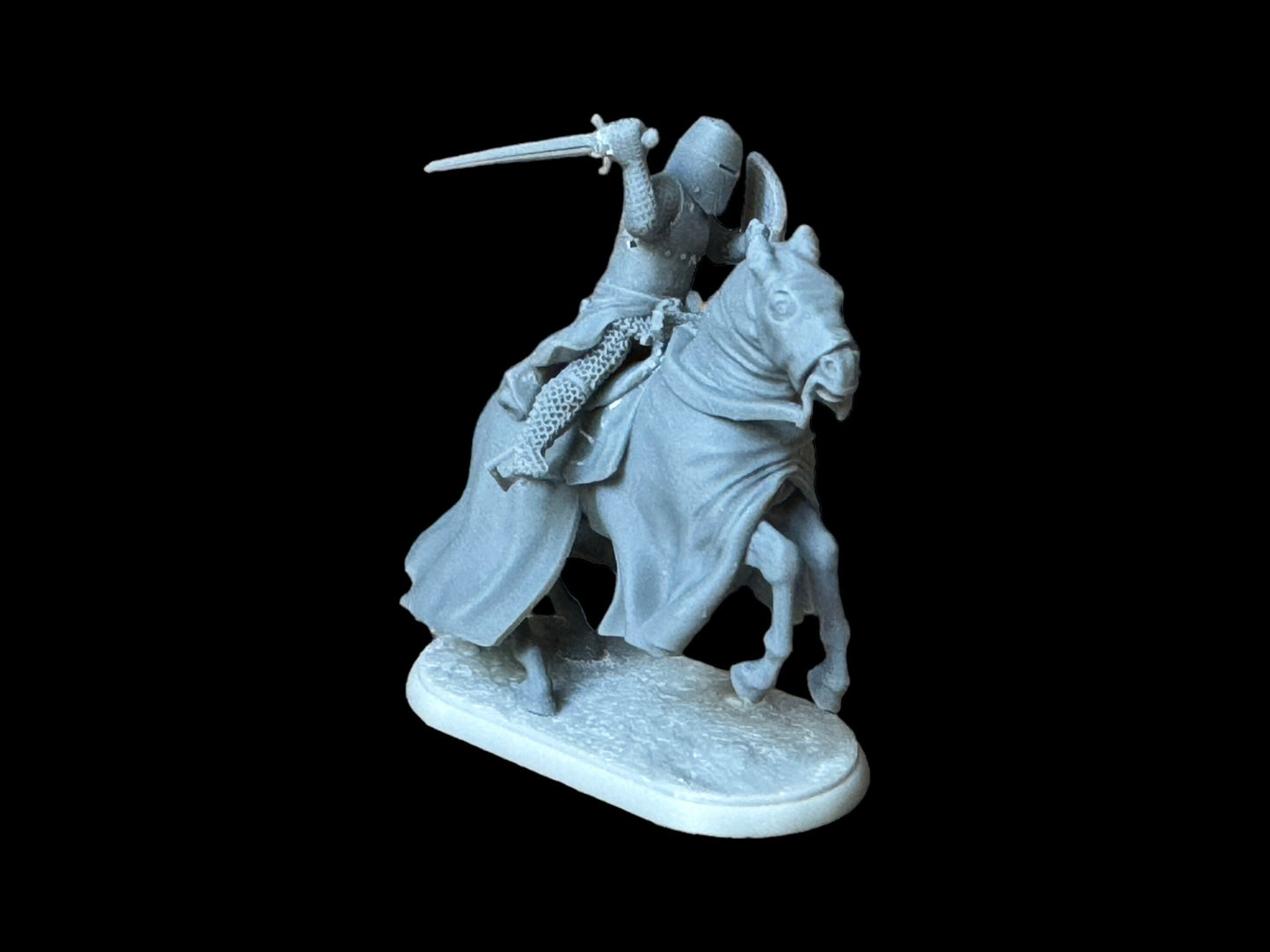 Mounted Crusader Knights. 28 mm Miniatures