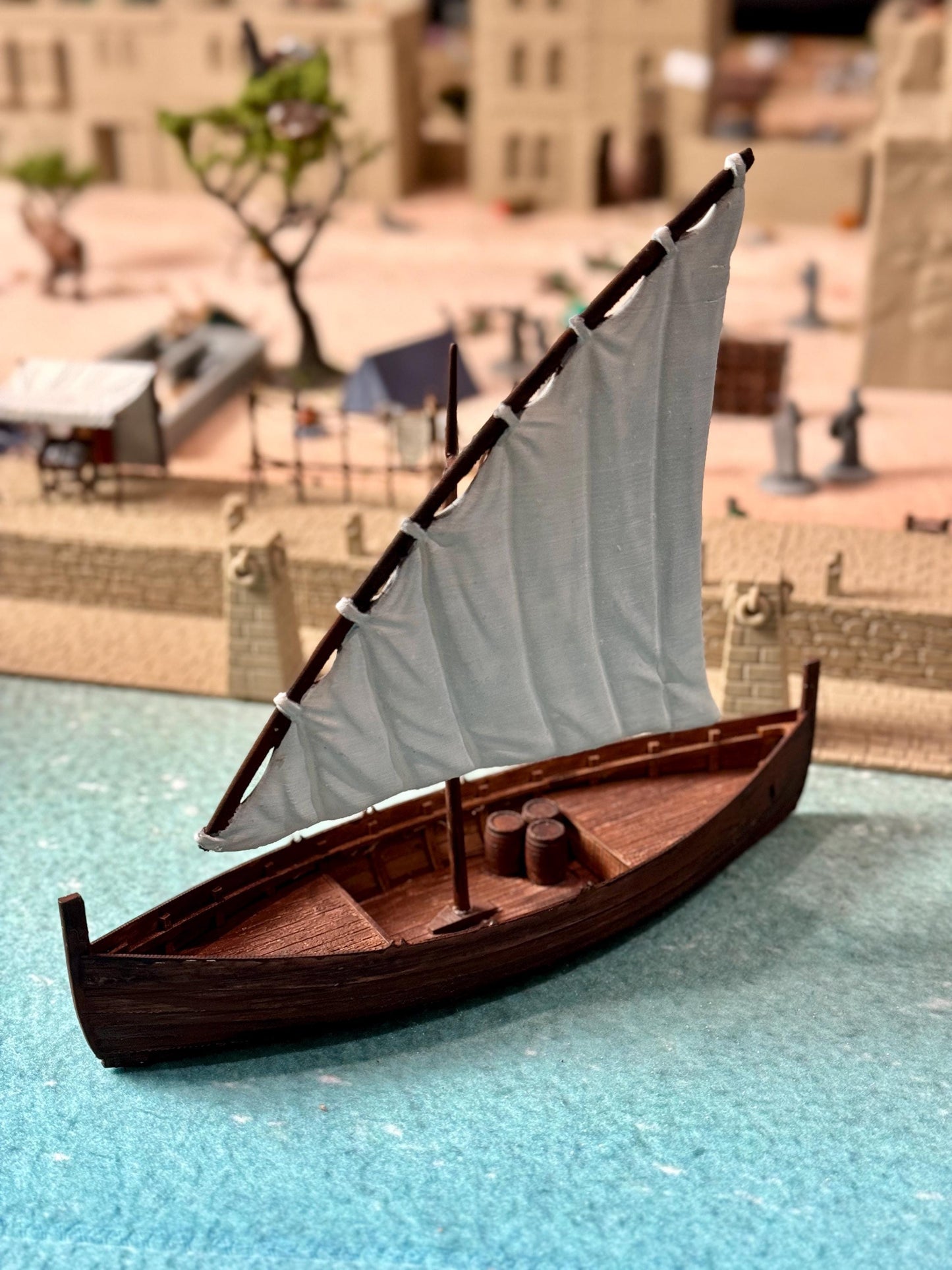 PAINTED Medieval fishing boat. 28 mm scale