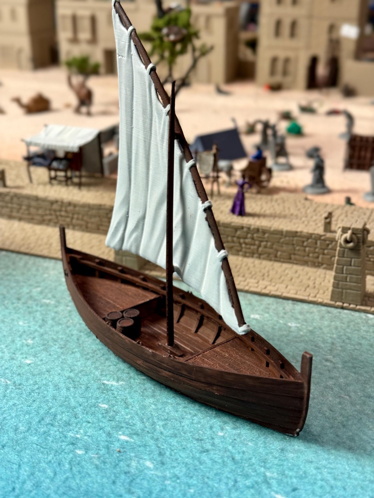 PAINTED Medieval fishing boat. 28 mm scale