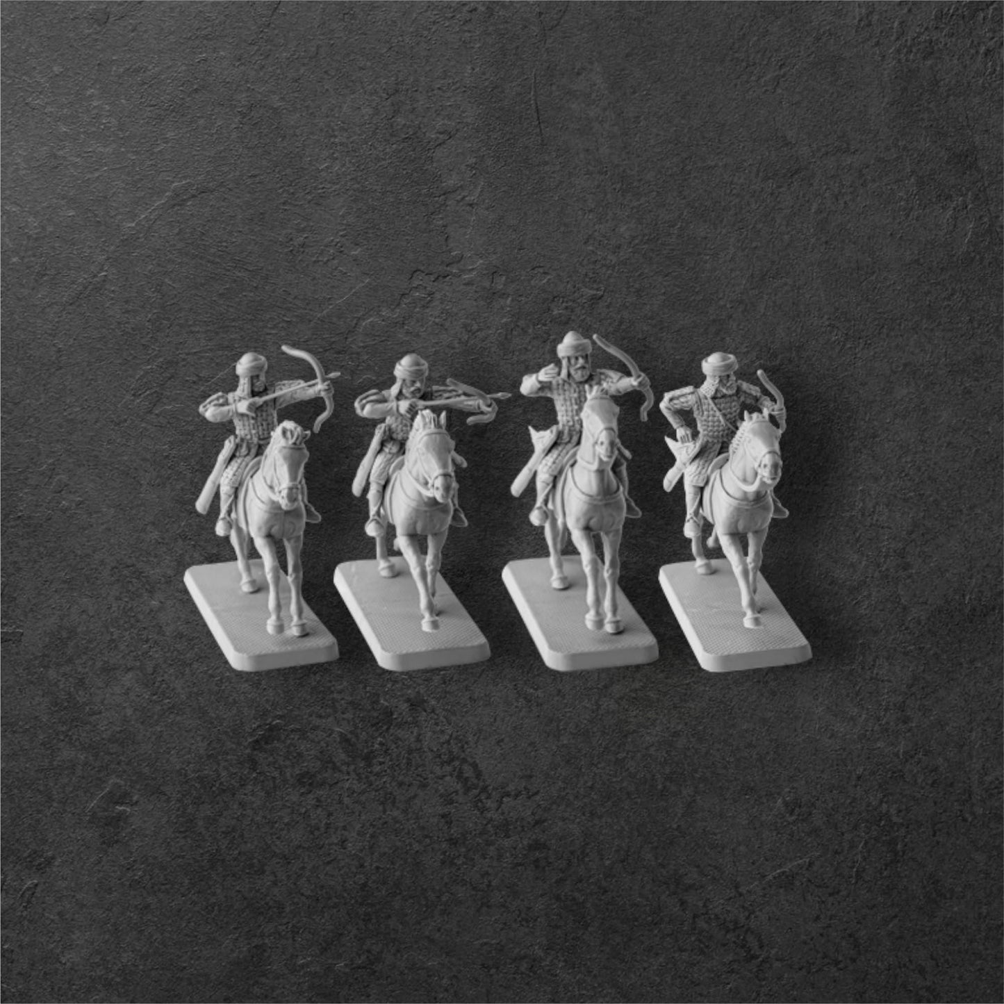 Set of 4 Byzantine Horse Archers. 28 mm Miniatures